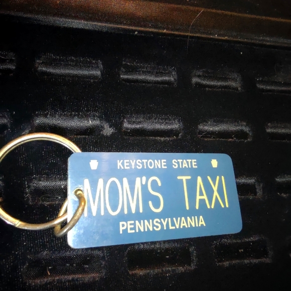 Vintage Accessories - Vintage Mom's taxi Pennsylvania keychain